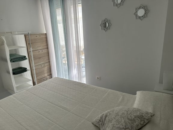 86bc13c0-8bb7-4b55-815c-4913b87ada5e