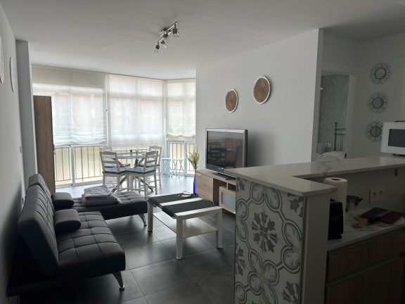 b934a700-4c3c-4897-8af4-085b4c3e2242